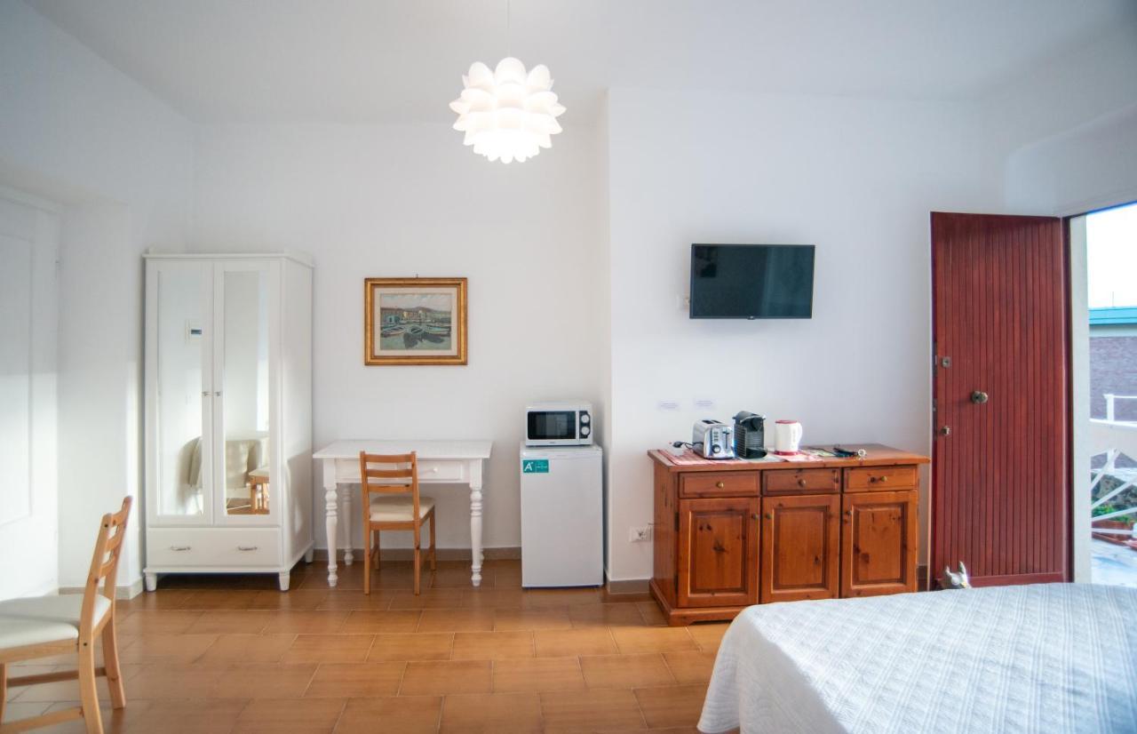 Villa Mori Леванто Екстериор снимка